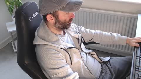 the_sensual_masturwait online show from November 5, 2025, 10:04 am