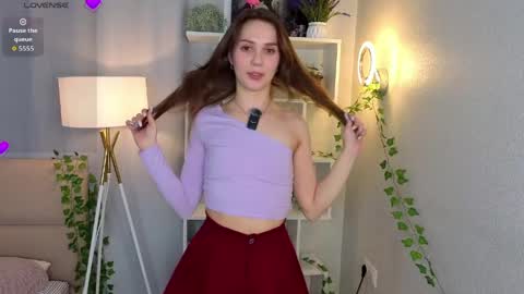 My name is Cynthia and Im very happy to see you in my sweet room  online show from May 29, 2026, 3:15 am
