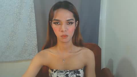 Snapshot of thea121698 chatting on October 18, 2025, 4:37 am thea121698 online show from October 18, 2025, 4:37 am