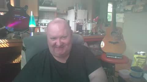 Snapshot of thealiensarecumming chatting on June 8, 2026, 1:28 am thealiensarecumming online show from June 8, 2026, 1:28 am