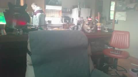 Snapshot of thealiensarecumming chatting on June 9, 2026, 6:30 pm thealiensarecumming online show from June 9, 2026, 6:30 pm
