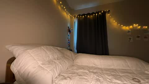 J online show from April 2, 2026, 4:54 am