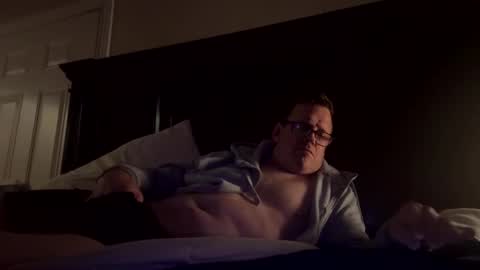 Every-day Average People Play Here online show from April 20, 2026, 11:13 am