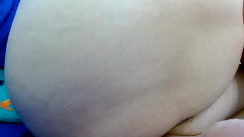 Snapshot of thebestpussyhairy chatting on January 1, 2025, 7:52 am    Karla    online show from January 1, 2025, 7:52 am