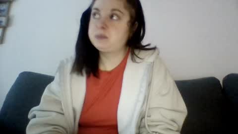 Snapshot of theblackdiamond194588 chatting on December 17, 2024, 12:54 pm raissa online show from December 17, 2024, 12:54 pm