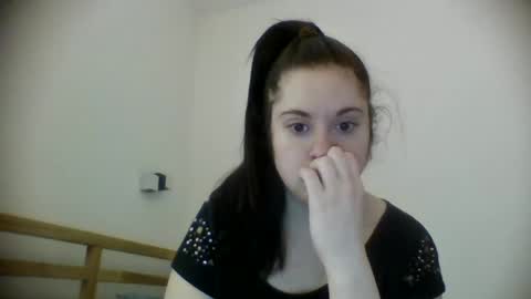 Snapshot of theblackdiamond194588 chatting on January 8, 2025, 8:27 am raissa online show from January 8, 2025, 8:27 am