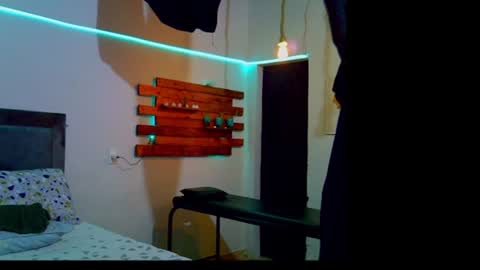 thecouplehavingall online show from March 3, 2025, 12:37 am