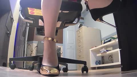 thecowboy_74 online show from April 3, 2026, 2:20 am