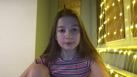 Snapshot of thecrystal chatting on January 7, 2025, 4:05 pm Crystal online show from January 7, 2025, 4:05 pm