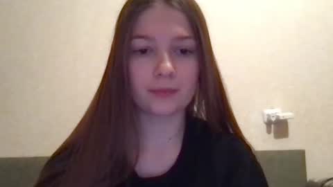 Snapshot of thecrystal chatting on February 16, 2026, 7:32 pm Crystal online show from February 16, 2026, 7:32 pm