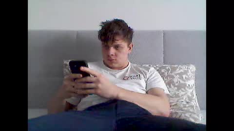 Snapshot of thecuteguy144949 chatting on February 11, 2025, 11:21 am thecuteguy144949 online show from February 11, 2025, 11:21 am