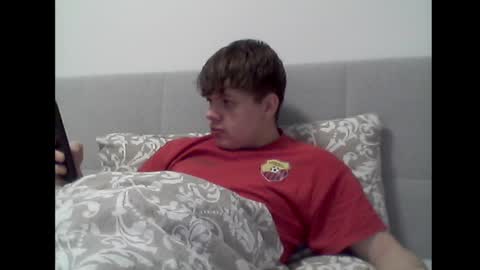 Snapshot of thecuteguy144949 chatting on February 15, 2025, 6:44 pm thecuteguy144949 online show from February 15, 2025, 6:44 pm