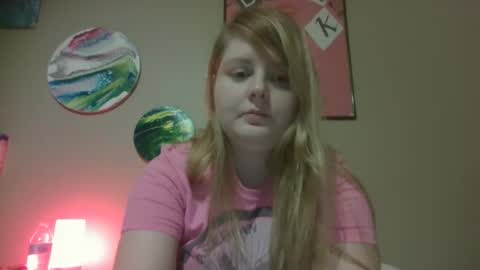 Snapshot of thedancingalien chatting on December 30, 2024, 11:06 pm Kassandra Grant online show from December 30, 2024, 11:06 pm