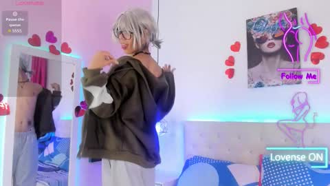 ethan online show from October 15, 2025, 7:58 pm