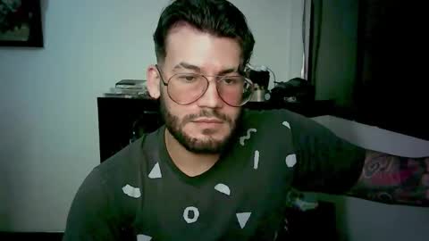 Snapshot of thedragonboyxxx chatting on March 11, 2026, 4:18 am thedragonboyxxx online show from March 11, 2026, 4:18 am