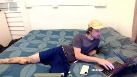 RickyLee online show from April 29, 2026, 9:02 am