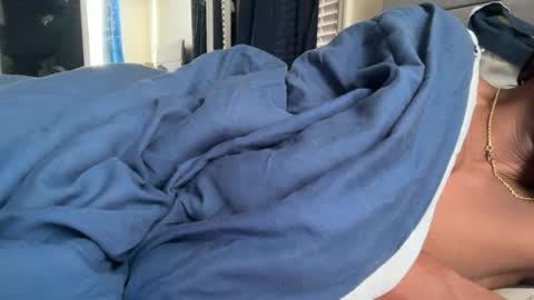 Snapshot of theeshooterr chatting on December 21, 2024, 2:26 pm theeshooterr online show from December 21, 2024, 2:26 pm