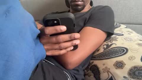 Snapshot of theeshooterr chatting on January 8, 2025, 2:03 pm theeshooterr online show from January 8, 2025, 2:03 pm