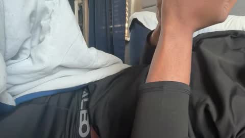 Snapshot of theeshooterr chatting on January 17, 2025, 4:04 pm theeshooterr online show from January 17, 2025, 4:04 pm