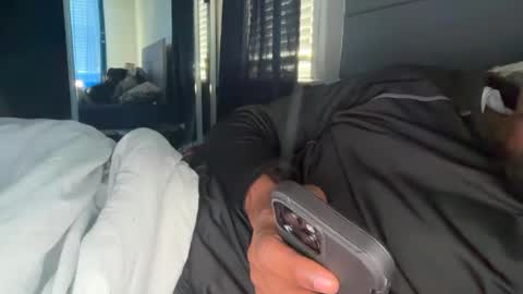 Snapshot of theeshooterr chatting on January 26, 2025, 4:09 pm theeshooterr online show from January 26, 2025, 4:09 pm