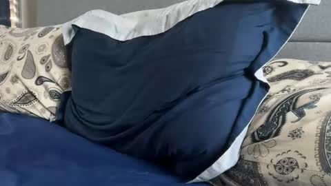 Snapshot of theeshooterr chatting on February 3, 2025, 7:31 pm theeshooterr online show from February 3, 2025, 7:31 pm