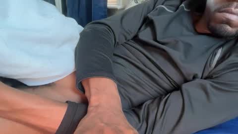 Snapshot of theeshooterr chatting on February 7, 2025, 9:15 pm theeshooterr online show from February 7, 2025, 9:15 pm