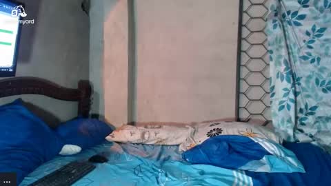 las cabras online show from May 10, 2026, 2:39 am