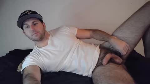 Theetwohander online show from November 20, 2025, 1:28 am