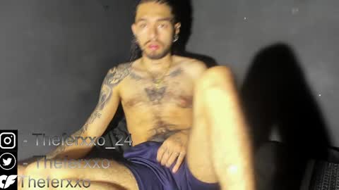 independent Model online show from April 1, 2026, 11:46 pm