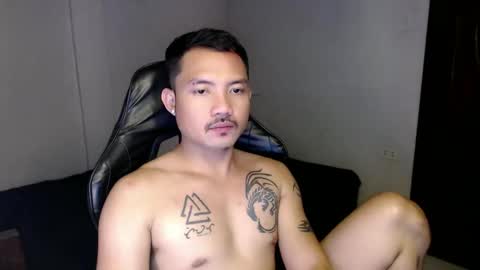 Snapshot of thefriskyasian chatting on January 2, 2025, 8:57 pm Jaycee online show from January 2, 2025, 8:57 pm