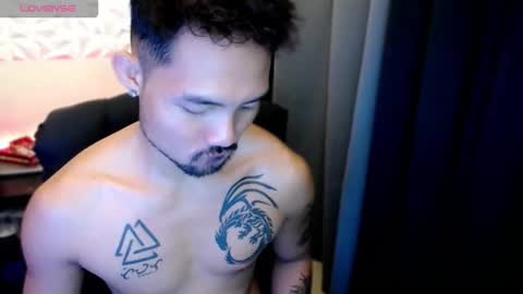 Snapshot of thefriskyasian chatting on October 10, 2025, 10:42 pm Jaycee online show from October 10, 2025, 10:42 pm