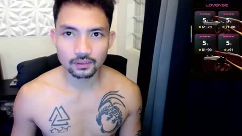 Snapshot of thefriskyasian chatting on October 11, 2025, 12:26 pm Jaycee online show from October 11, 2025, 12:26 pm