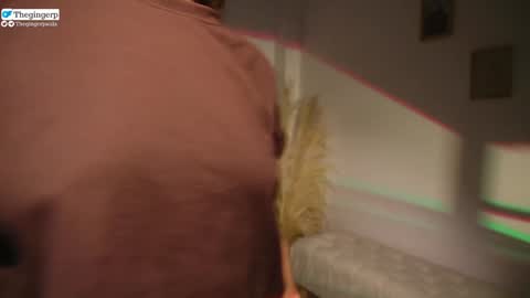   Streaming mostly at    online show from January 31, 2025, 10:21 pm