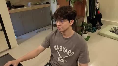 Green online show from December 4, 2025, 2:10 am