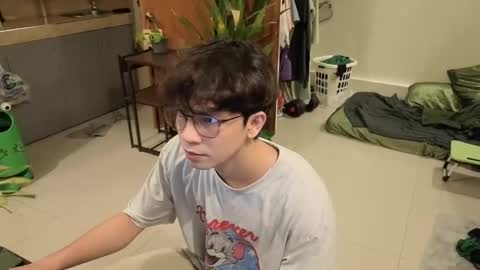 Green online show from April 5, 2026, 5:54 pm