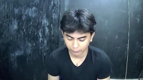 Snapshot of thehugecomeback chatting on February 27, 2025, 4:10 pm Xerxis online show from February 27, 2025, 4:10 pm