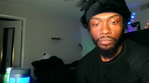 Snapshot of theinceptioncouple444 chatting on October 27, 2025, 12:58 am IXMCOUPLE444 online show from October 27, 2025, 12:58 am