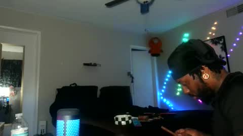 Snapshot of theinceptioncouple444 chatting on November 5, 2025, 9:15 pm IXMCOUPLE444 online show from November 5, 2025, 9:15 pm