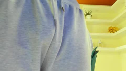 Snapshot of theinderhoot chatting on January 8, 2025, 5:48 pm theinderhoot online show from January 8, 2025, 5:48 pm