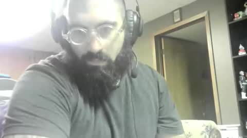 Iron online show from November 26, 2025, 3:07 am