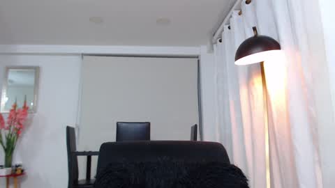 Snapshot of thekingerick chatting on December 12, 2024, 12:27 am thekingerick online show from December 12, 2024, 12:27 am