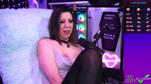 Nix online show from November 26, 2025, 3:40 am