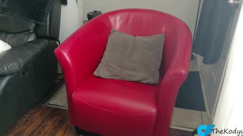 thekodyy online show from October 10, 2025, 1:32 pm