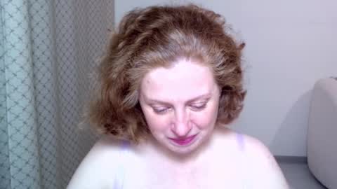 Ella online show from November 27, 2025, 3:58 pm