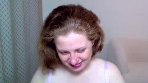 Ella online show from December 15, 2025, 8:07 am