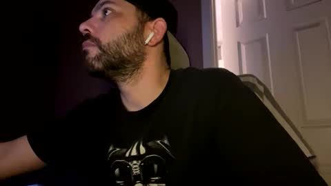 Snapshot of themadhatter710 chatting on March 11, 2025, 7:37 am Frank online show from March 11, 2025, 7:37 am