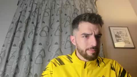 themmistokles online show from December 15, 2024, 7:53 pm