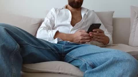 TheMonarchGoat online show from September 13, 2025, 9:31 am