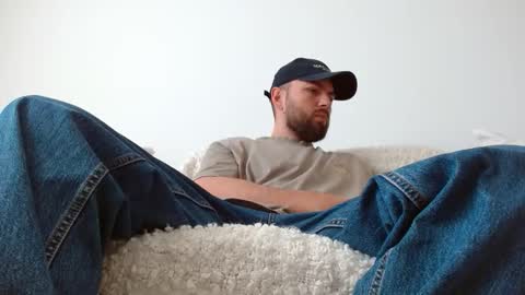 TheMonarchGoat online show from April 7, 2026, 5:30 am