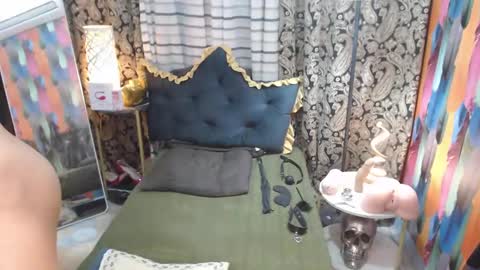 Snapshot of thenchantressduo69 chatting on February 8, 2025, 7:26 am Anne online show from February 8, 2025, 7:26 am